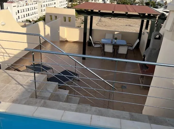 Atico Con Piscina Privada Vistas Al Mar